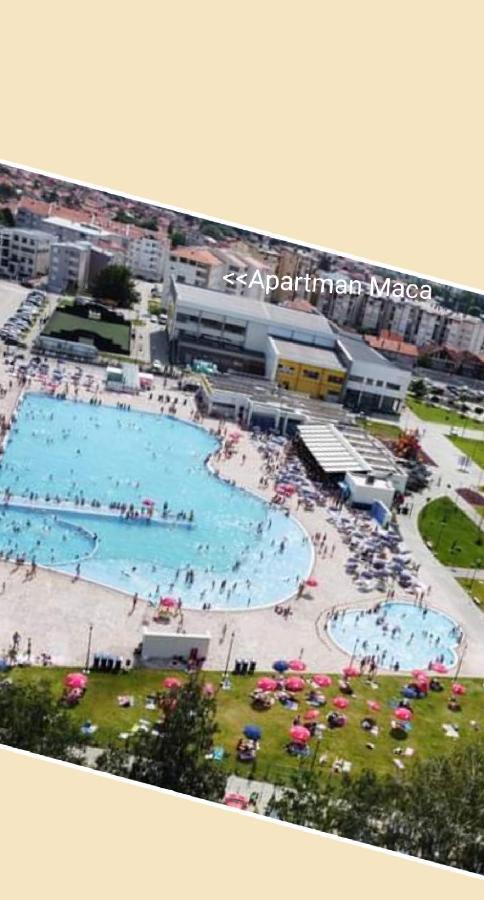 Apartman Maca Pirot Exteriör bild