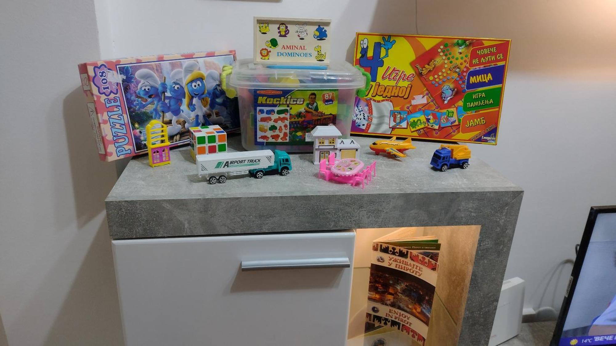 Apartman Maca Pirot Exteriör bild